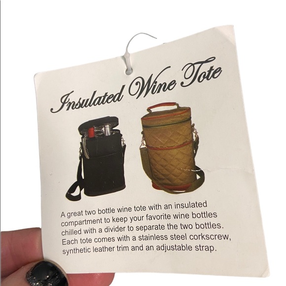 Insulated wine tote with corkscrew - Picture 4 of 5